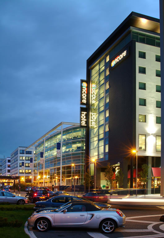 Ramada Encore Milton Keynes Bagian luar foto